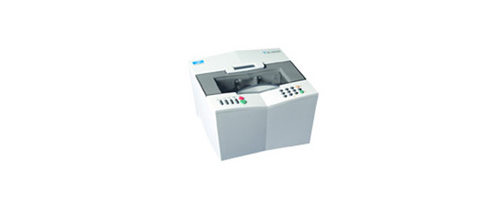 LETTORE ESSILOR